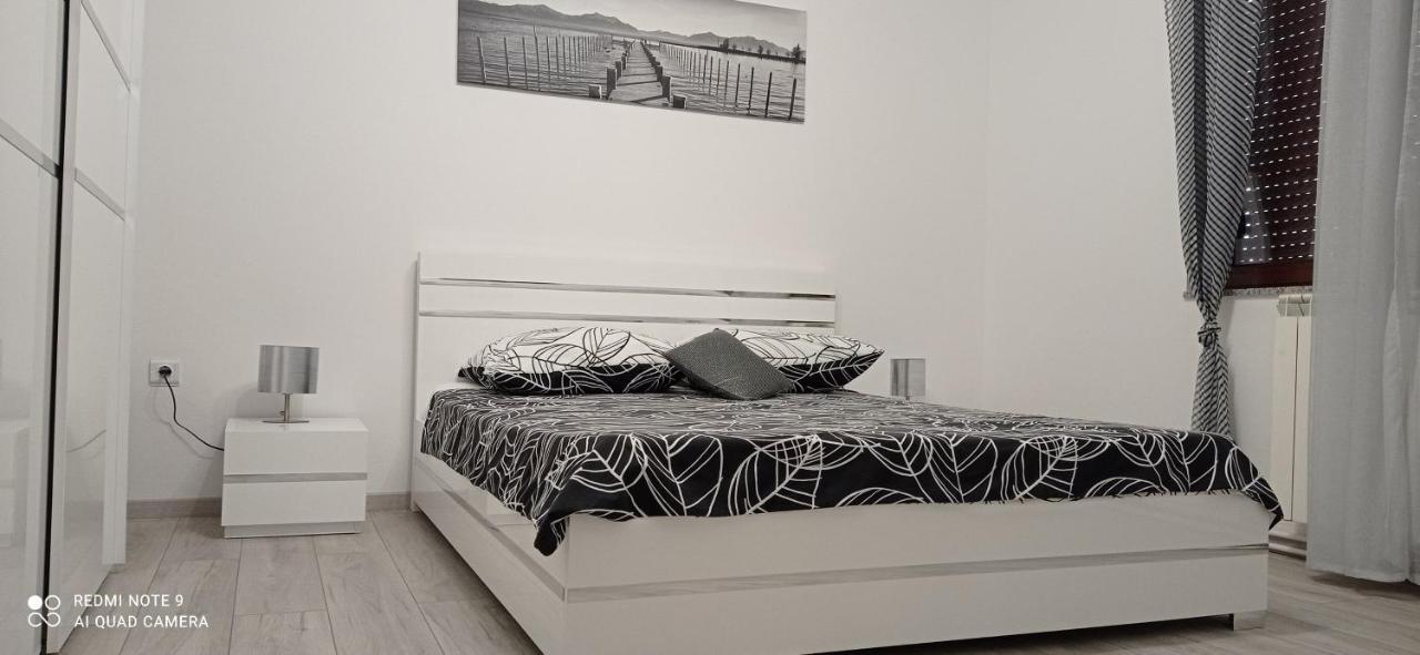 Viktor Rooms And Apartments Rovinj Exterior photo