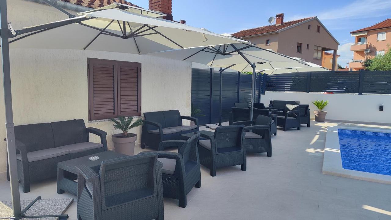 Viktor Rooms And Apartments Rovinj Exterior photo
